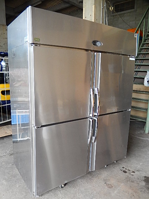 フジマックの4面冷凍冷蔵庫です | 厨房機器の買取専門 熊本すてき厨房